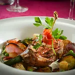 فندق Logis Restaurant Le Fruitier 3*