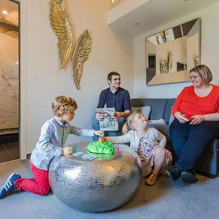 Logis Restaurant Le Fruitier 酒店 3*