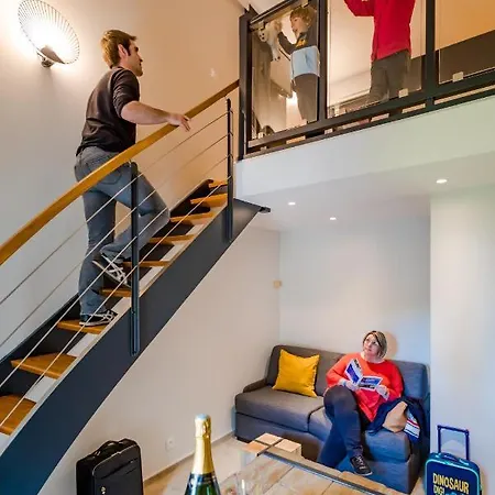 Logis Restaurant Le Fruitier 维勒迪莱丝波利斯