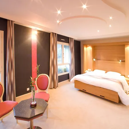 Logis Restaurant Le Fruitier ホテル 3*