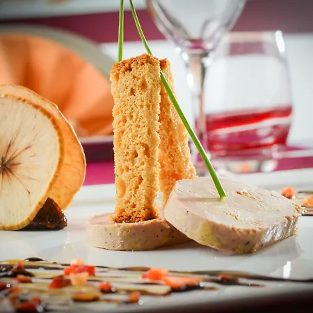 Logis Restaurant Le Fruitier 3*