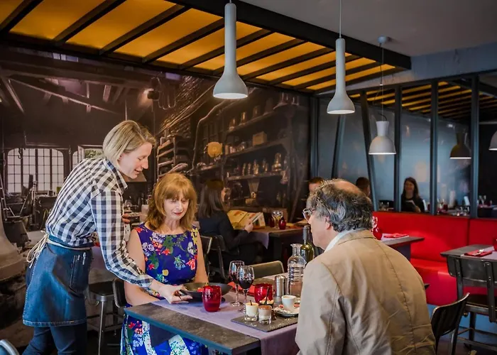 Hotel Logis Restaurant Le Fruitier