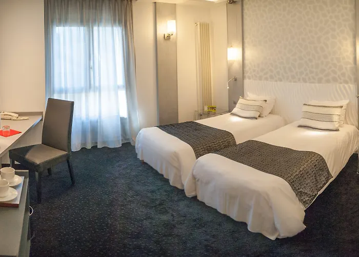 Hôtel-restaurant Le Fruitier Hotel Villedieu-les-Poêles