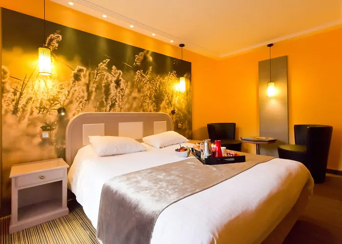 Hotel Hôtel-restaurant Le Fruitier 3*