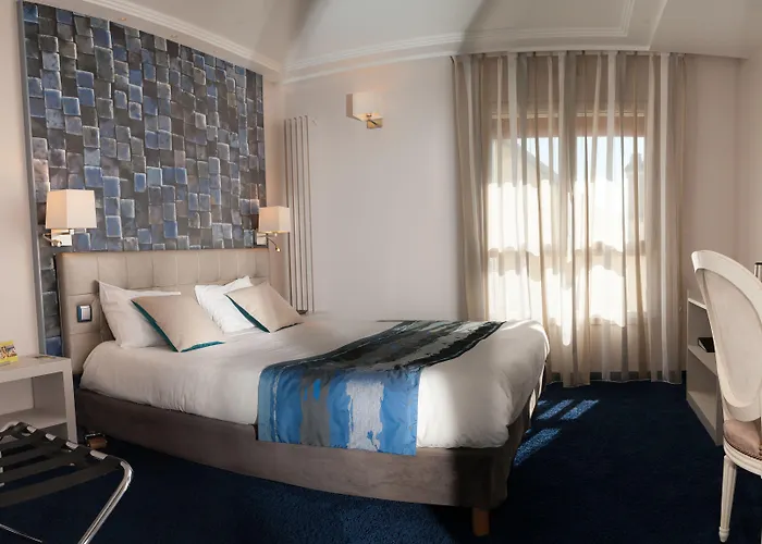 Logis Restaurant Le Fruitier Hotel Villedieu-les-Poeles-Rouffigny