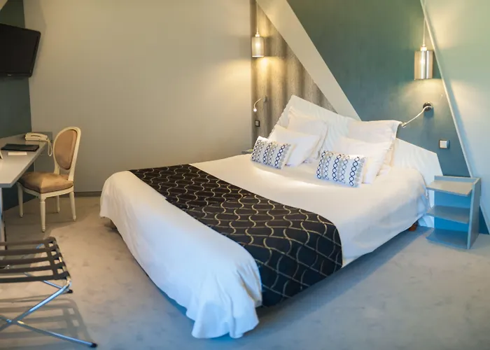 Logis Restaurant Le Fruitier Hotel 3*