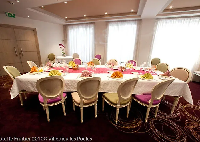 Hotel Logis Restaurant Le Fruitier Villedieu-les-Poeles-Rouffigny