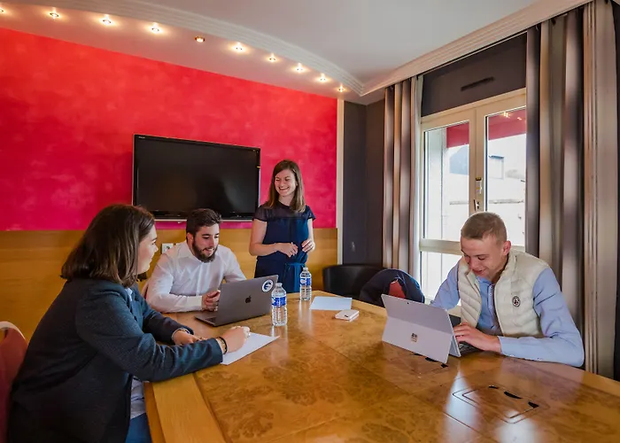 Hotel Logis Restaurant Le Fruitier Villedieu-les-Poeles-Rouffigny