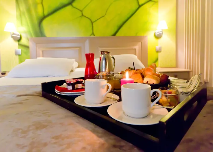 Hôtel-restaurant Le Fruitier Villedieu-les-Poêles