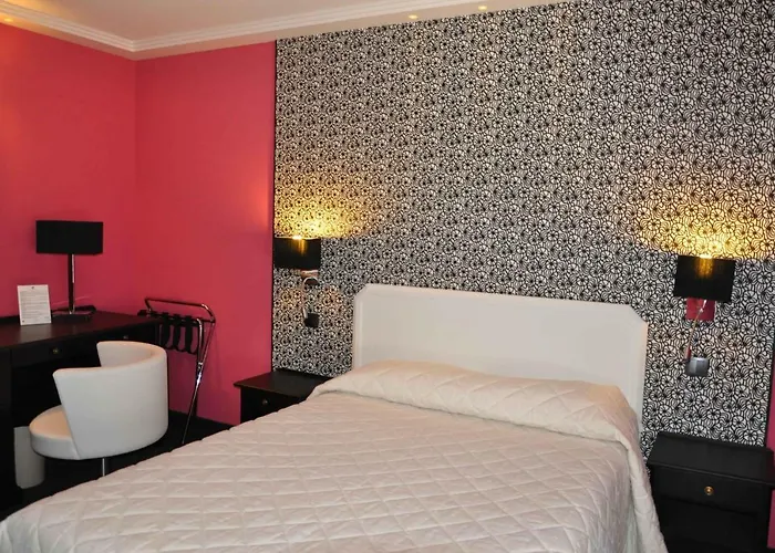 Hotel Hôtel-restaurant Le Fruitier 3*